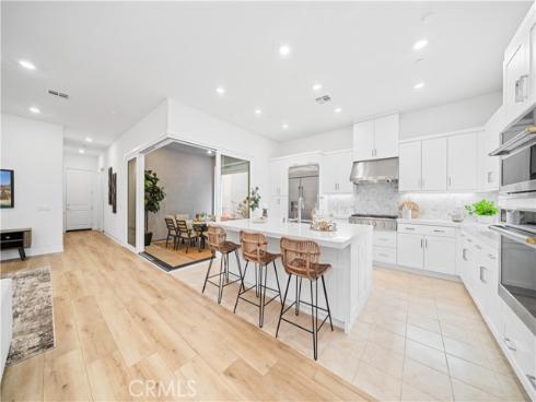 121 Yugen , Irvine, CA