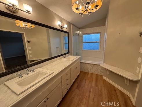 14 Wakefield , Irvine, CA