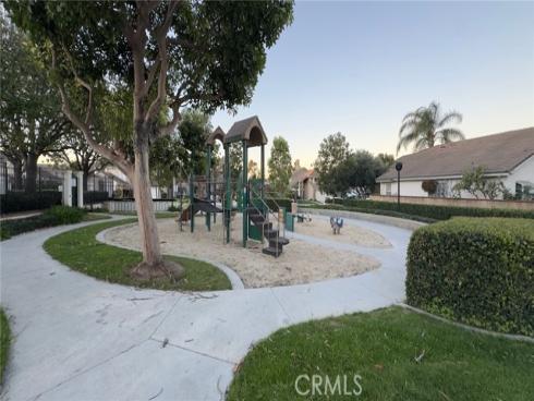 14 Wakefield , Irvine, CA