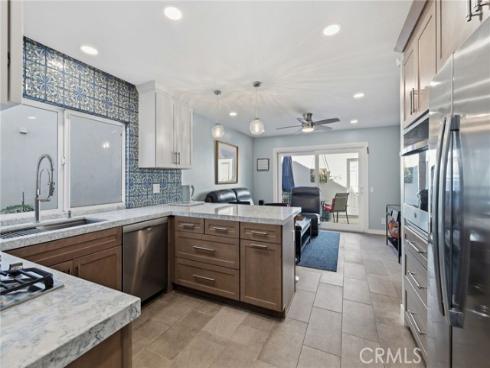 7 Spring Buck , Irvine, CA