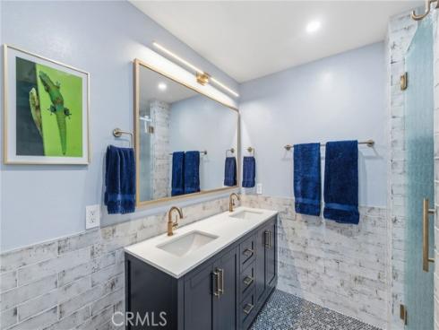 7 Spring Buck , Irvine, CA