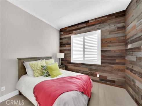 249 Chorus , Irvine, CA