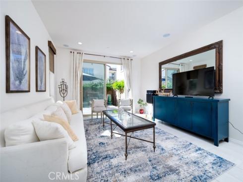 126 Brambles , Irvine, CA