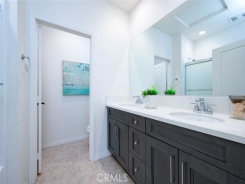 126 Brambles , Irvine, CA