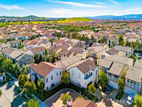 126 Brambles , Irvine, CA