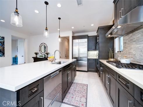 126 Brambles , Irvine, CA