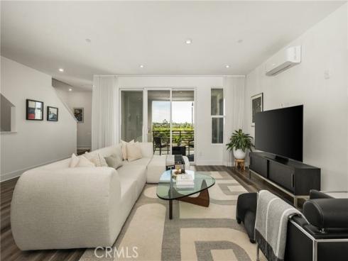 201 Lynx , Irvine, CA