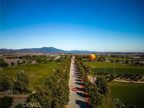 201 Lynx , Irvine, CA