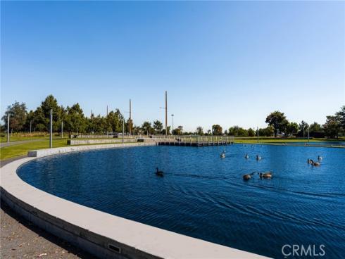 201  Lynx  , Irvine, CA