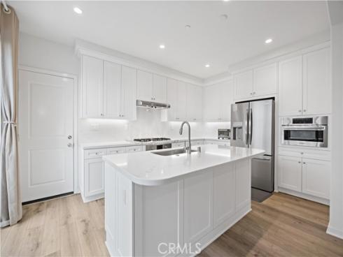 112 Sunnyside , Irvine, CA