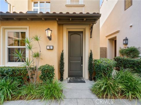 81 Strawberry Grv , Irvine, CA