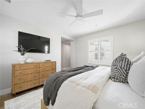 57  Arborside  , Irvine, CA