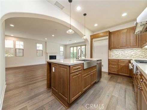 105 Tomato Springs , Irvine, CA