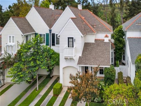 90 Winslow , Irvine, CA