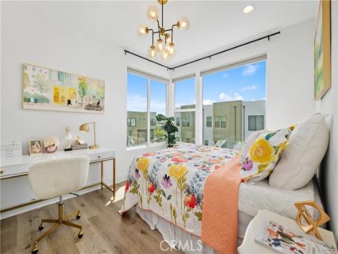 154 Keeper , Irvine, CA