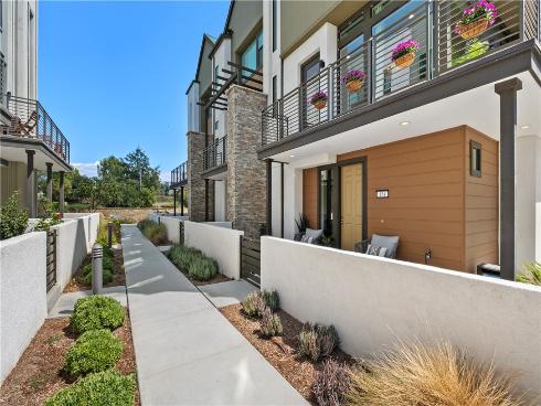 154 Keeper , Irvine, CA