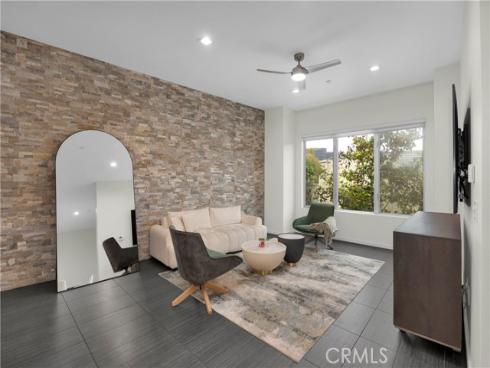 21 Gramercy 220 , Irvine, CA