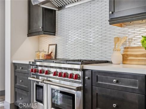 53 Thrasher , Irvine, CA