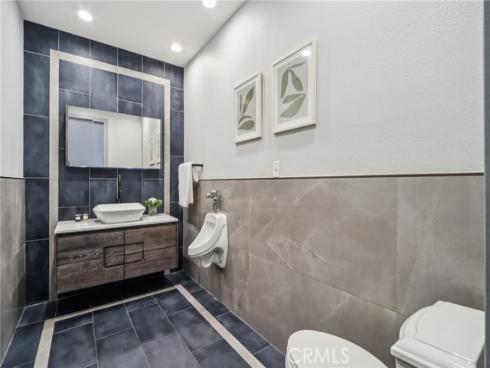 53 Thrasher , Irvine, CA