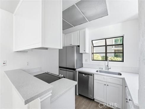 85 Lakepines , Irvine, CA