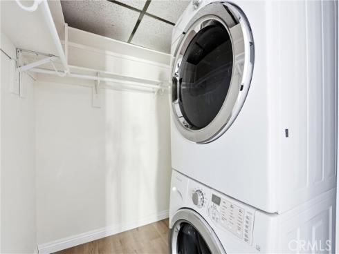 85 Lakepines , Irvine, CA