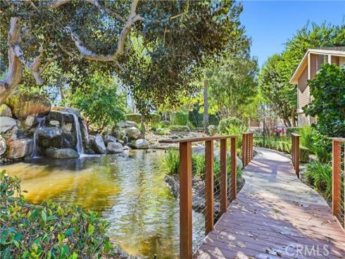 85 Lakepines , Irvine, CA