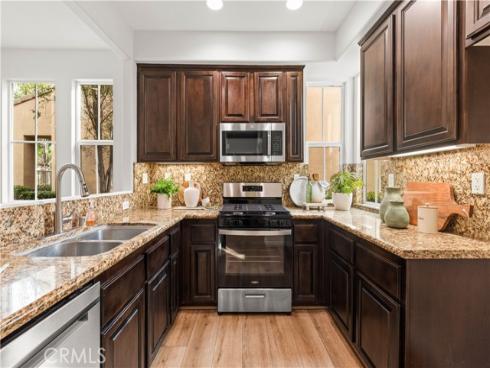 74  Trailing Vine  , Irvine, CA