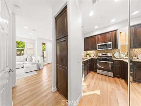 74  Trailing Vine  , Irvine, CA