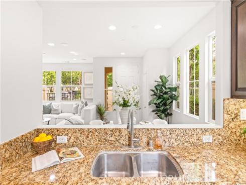 74  Trailing Vine  , Irvine, CA