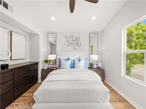 74  Trailing Vine  , Irvine, CA