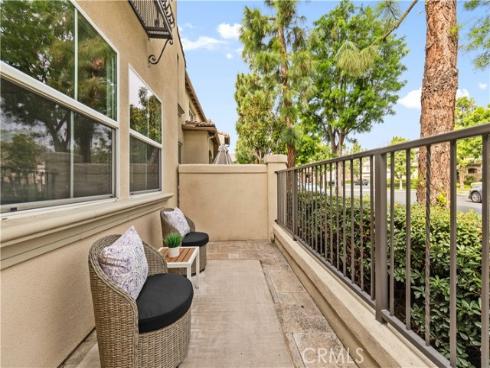 74  Trailing Vine  , Irvine, CA