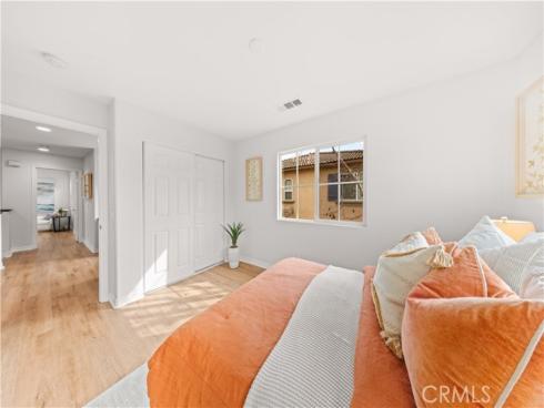 74  Trailing Vine  , Irvine, CA