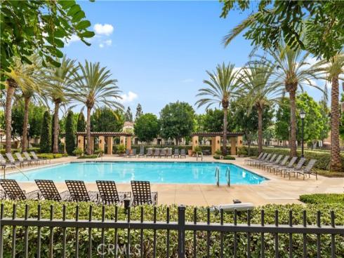 74  Trailing Vine  , Irvine, CA