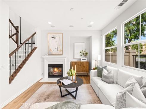 74  Trailing Vine  , Irvine, CA