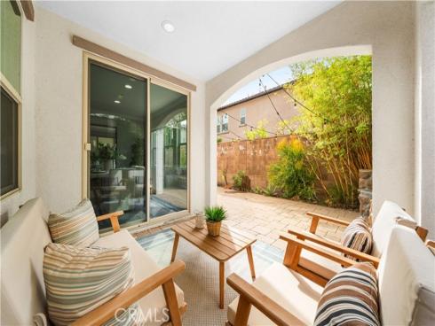 102 Yellow Pine , Irvine, CA