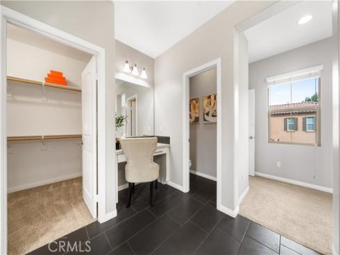 102 Yellow Pine , Irvine, CA