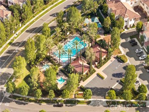 102 Yellow Pine , Irvine, CA