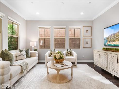 102 Yellow Pine , Irvine, CA