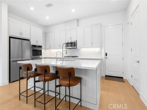 9335 Astor , Irvine, CA