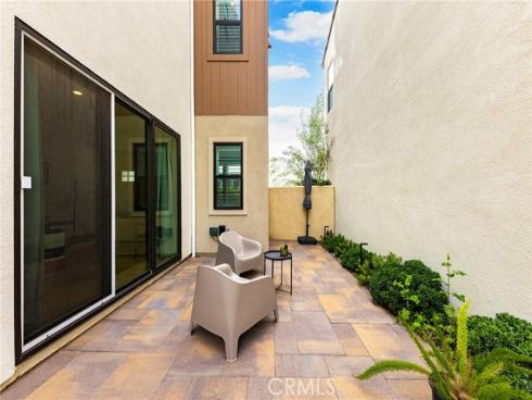 9335 Astor , Irvine, CA