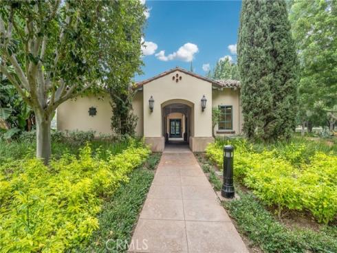 23  Vacaville  , Irvine, CA