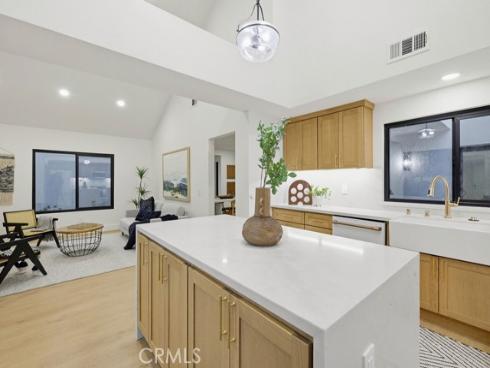 41 Cape Cod , Irvine, CA