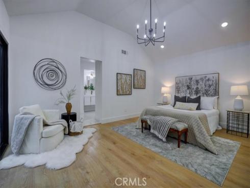 41 Cape Cod , Irvine, CA