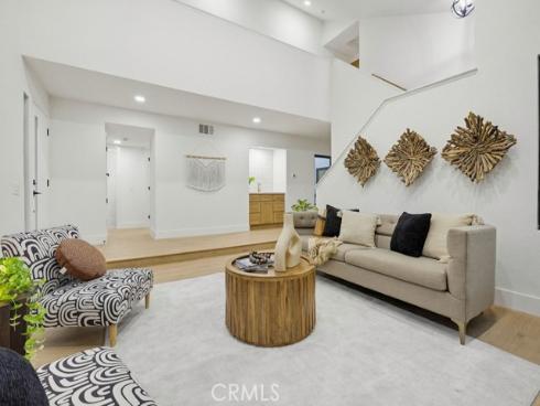 41 Cape Cod , Irvine, CA