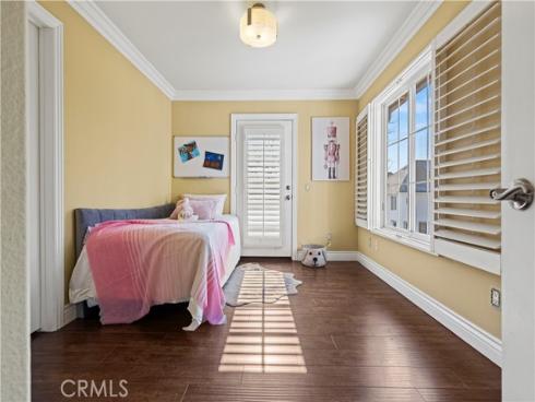 82 Winslow , Irvine, CA