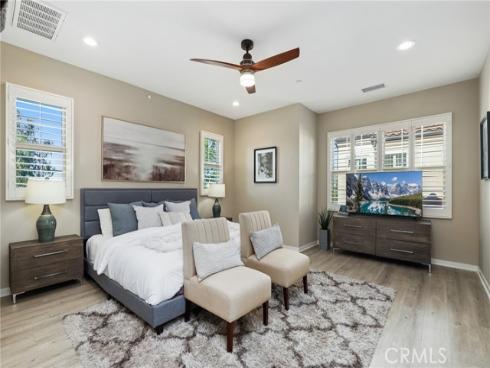 121 Excursion , Irvine, CA