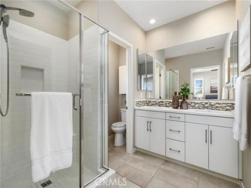 121 Excursion , Irvine, CA