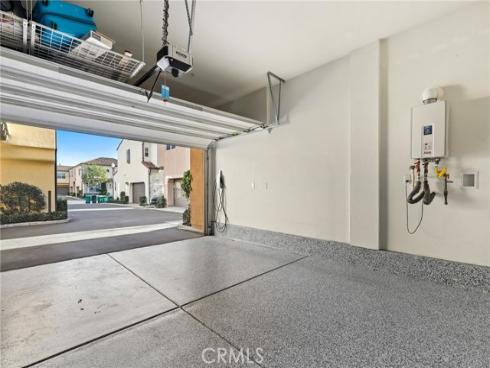 121 Excursion , Irvine, CA