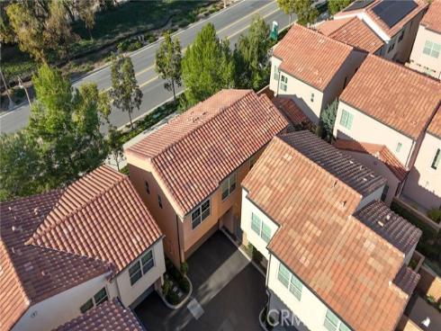 121 Excursion , Irvine, CA