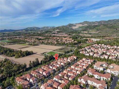 121 Excursion , Irvine, CA